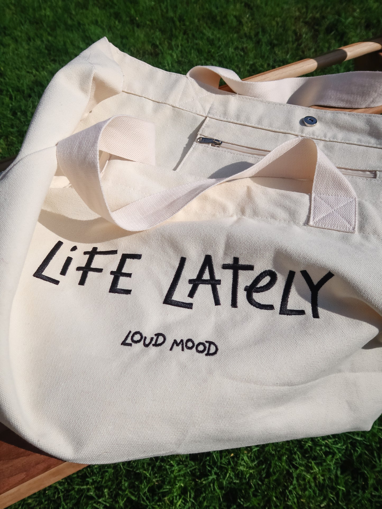 LIFE TOTE BAG