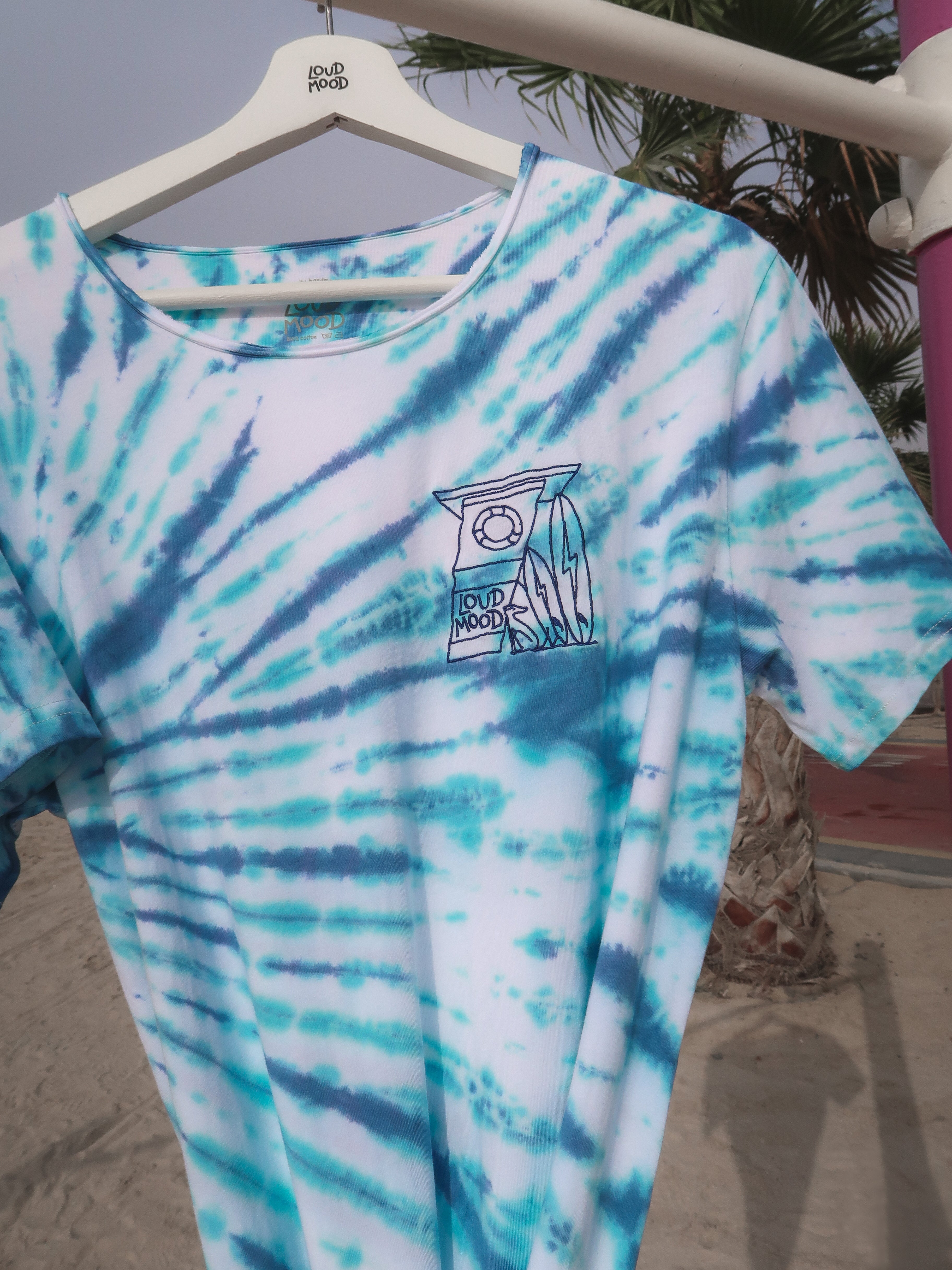 SURF SHACK TEE