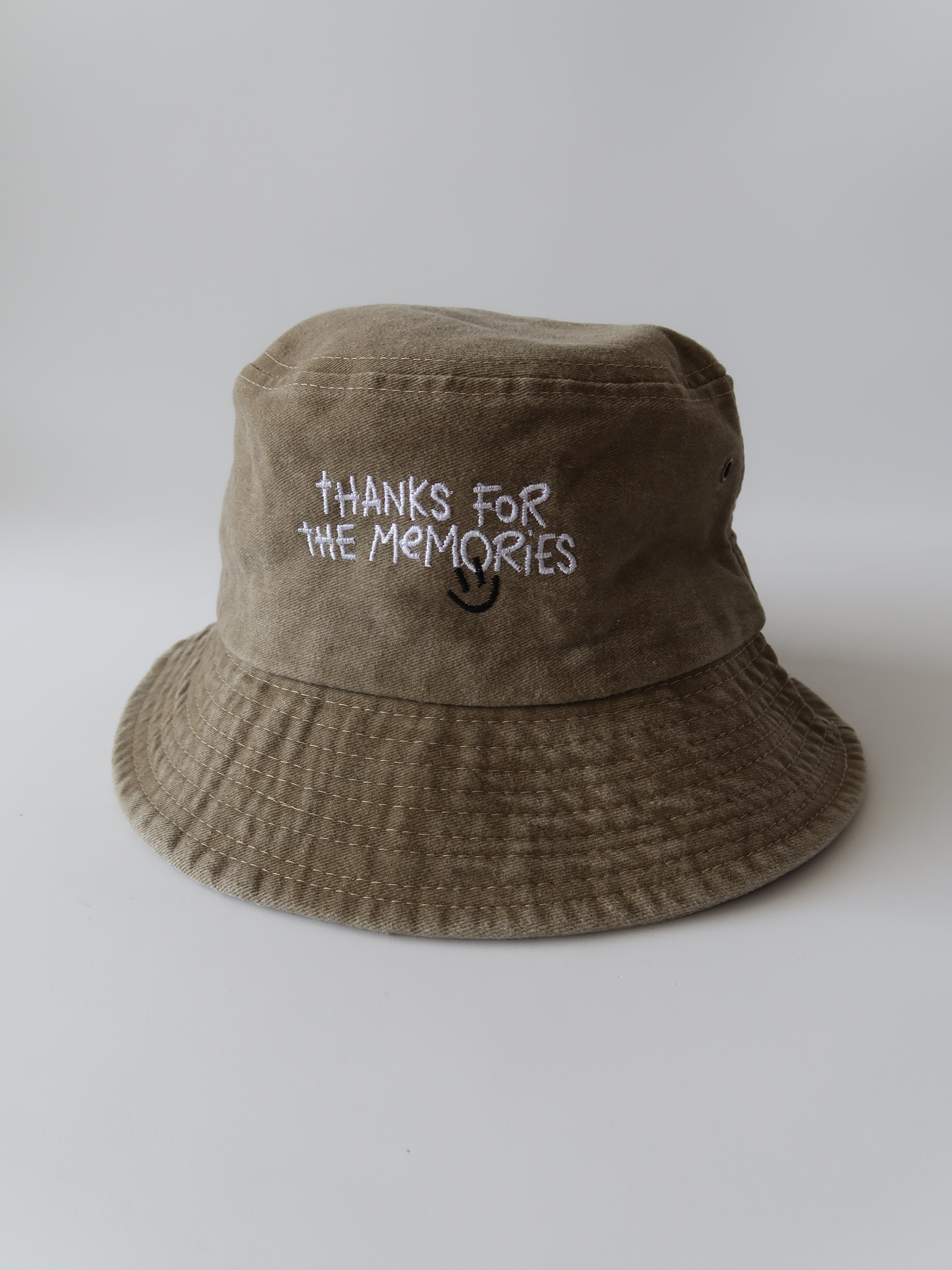 MEMORIES BUCKET HAT