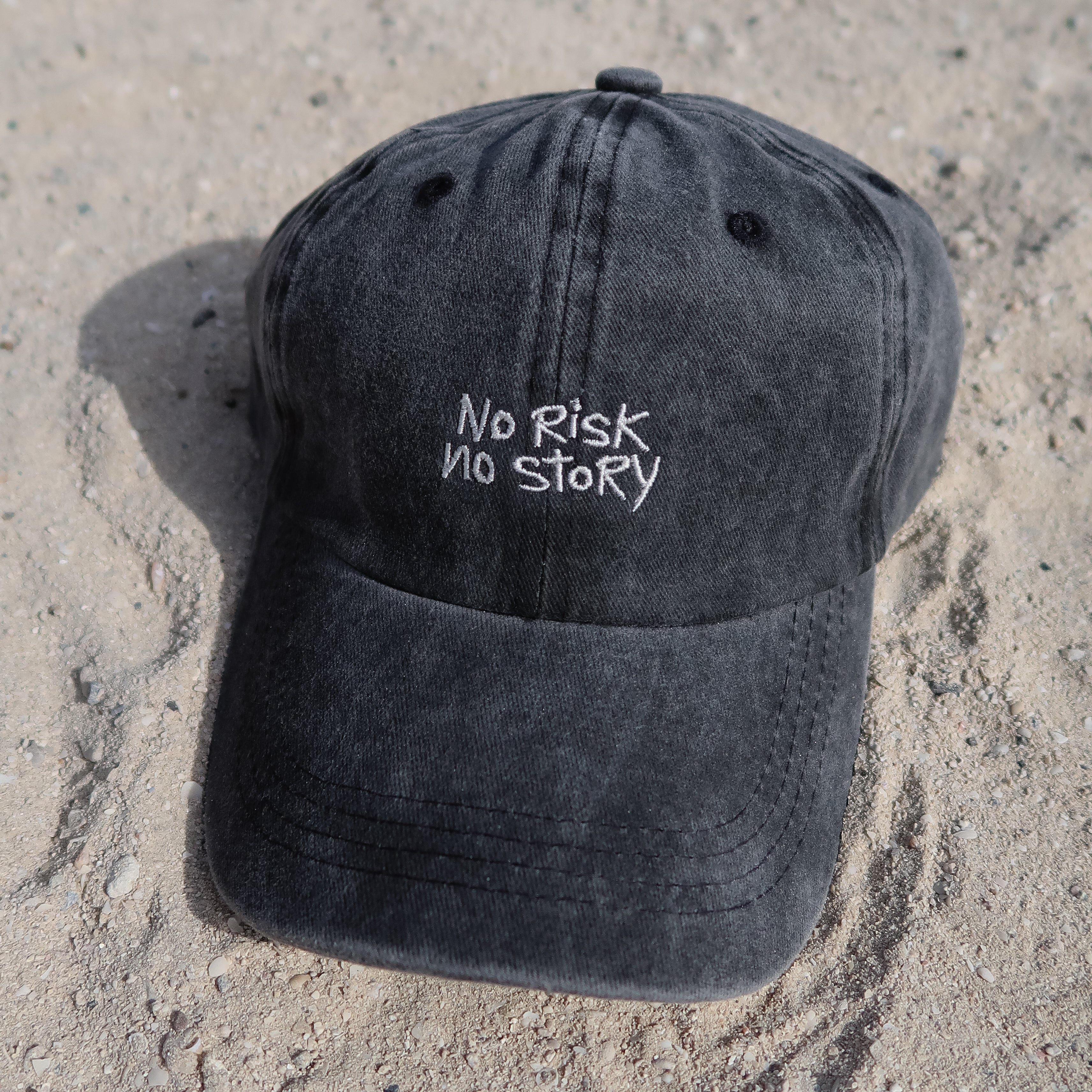 NO RISK NO STORY CAP